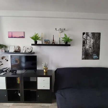 Apartament Louvre Paryż