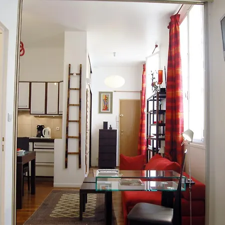 Louvre Apartment Paris